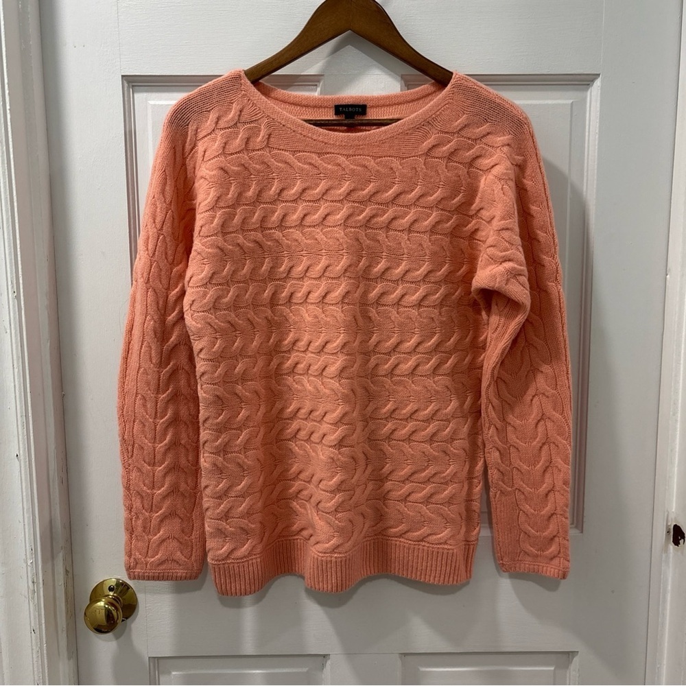 Talbots Women’s Merino Wool Blend Cable Knit Sweater Size Small Coral Soft EUC